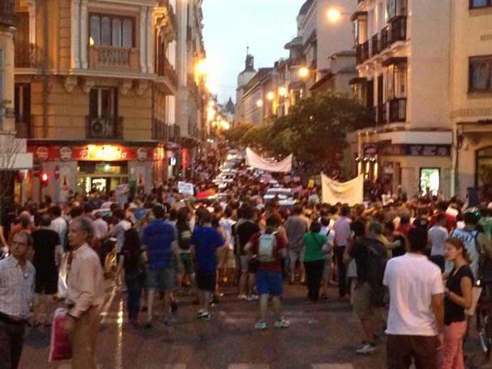 Los concentrados en Génova marchan hacia Sol