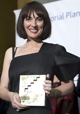 DOCU_GRUPO SILVIA GRIJALBA GANA EL FERNANDO LARA CON UNA NOVELA DE PASIONES Y EN