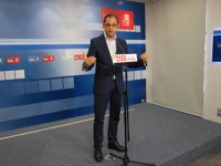 Luena (PSOE): "Si todo parece lo que es, Sanz debe ir pensando en irse"