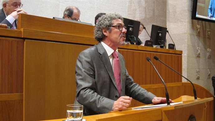 El diputado de CHA, Gregorio Briz