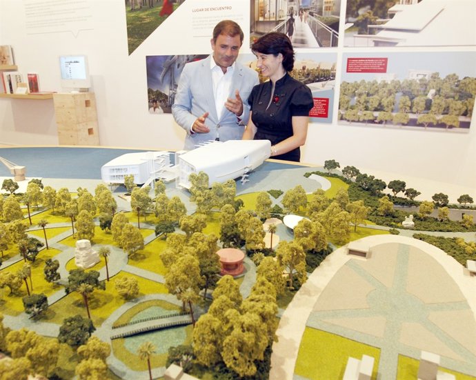 Responsables de la Fundación presentan la nueva exposición sobre el Centro Botín