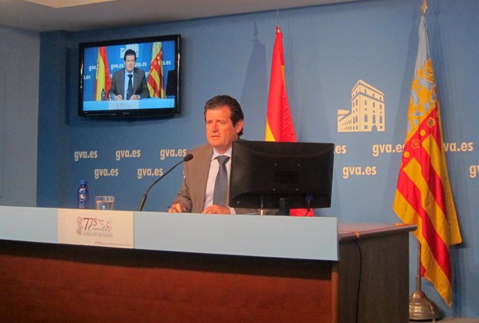 José Císcar en la rueda de prensa posterior al pleno del Consell