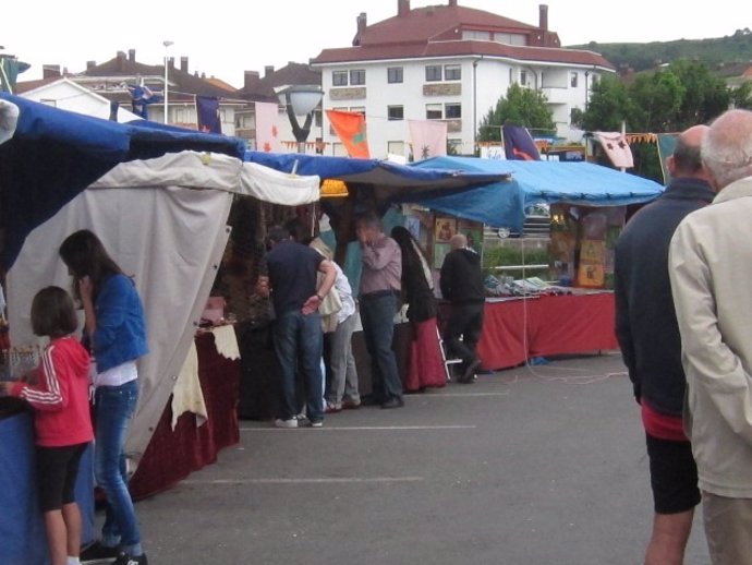 Mercado, Mercadillo En Cantabria