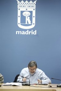 El PSOE baraja emprender acciones legales contra el Ayuntamiento por la venta de 18 bloques de vivienda de la EMVS