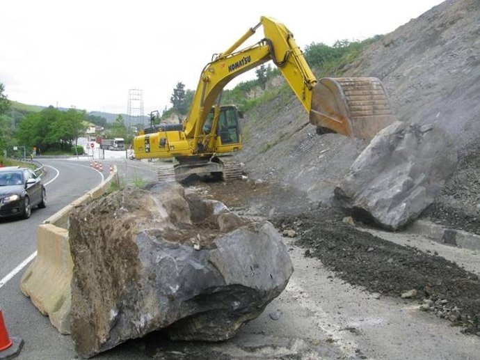 Imagen de los trabajos realizados en la N-121-A.