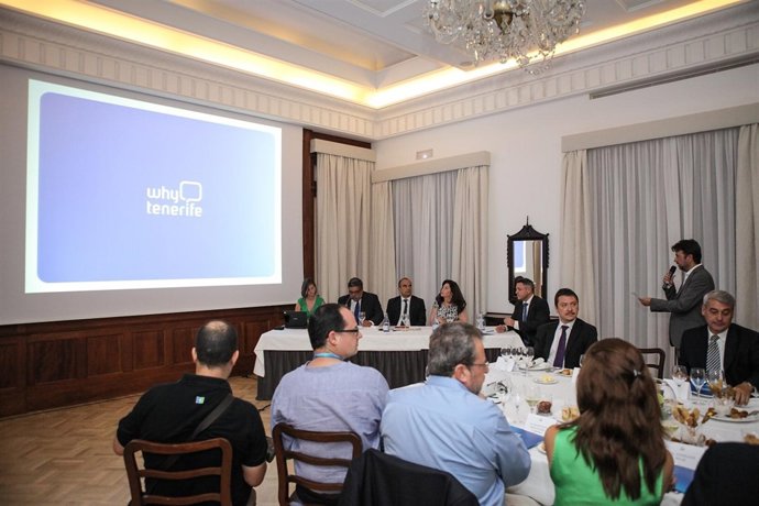Carlos Alonso da a conocer las ventajas de 'Why Tenerife?'