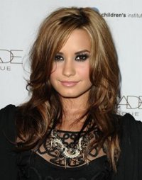 Demi Lovato defiende a Cory Monteith