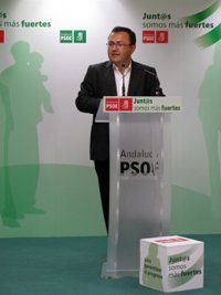 PSOE-A dice que la limitación de la reproducción asistida es un "nuevo ataque" del PP a los derechos de las mujeres