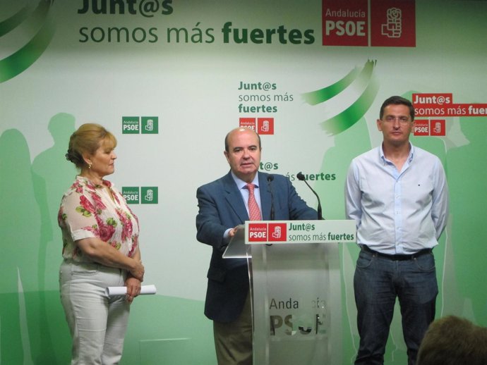 Adela Segura, Gaspar Zarrías y José Luis Sánchez Teruel (PSOE)