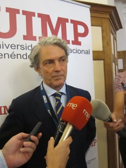 El presidente de UNESA en la UIMP