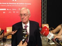 García de la Concha señala que el Instituto Cervantes debe "subir un piso más" y centrarse "no tanto" en la enseñanza