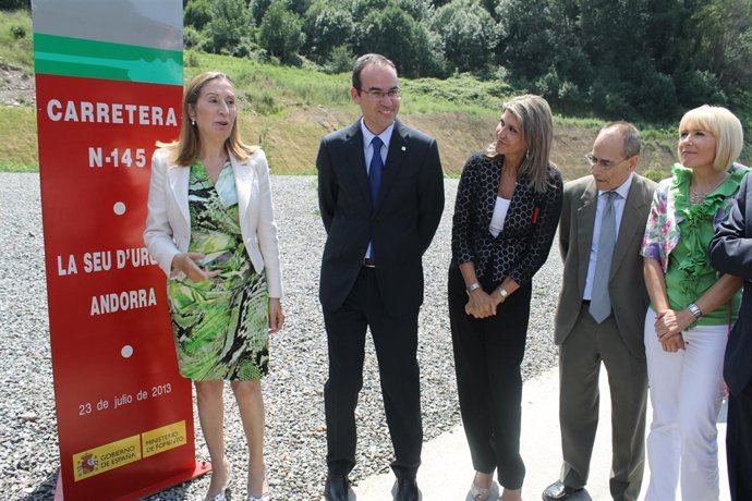 La ministra de Fomento, Ana Pastor