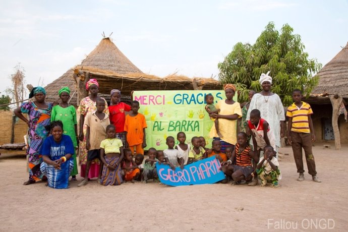 Colaboración Gebro Pharma y Fallou ONGD en Senegal