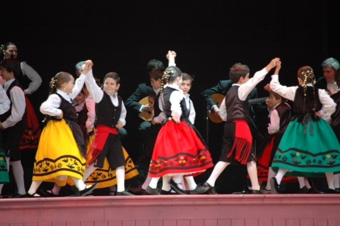 Escuela De Folklore Villa De Madrid