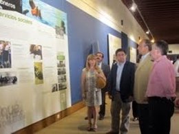 Inauguración de la muestra sobre la historia de la Diputación en Úbeda
