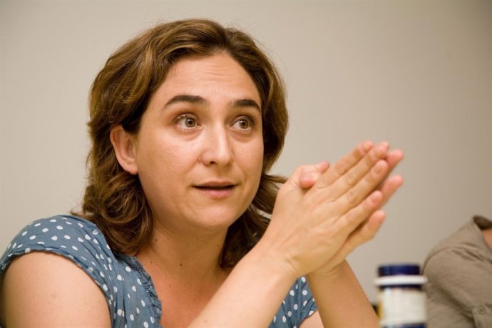 Ada Colau en universidad verano El Escorial