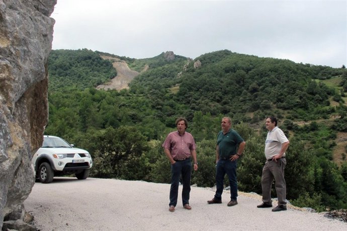 El Gobierno acondiciona varios caminos alternativos