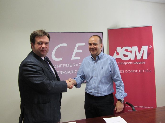 Firma del acuerdo entre la CEJ y ASM