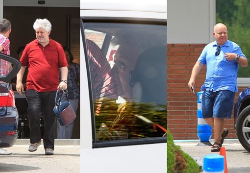 Pedro Almodóvar, Pilar Bardem y Agustín Almodovar visitan a Penélope Cruz