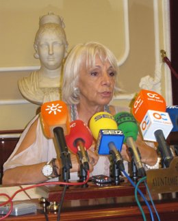 Teófila Martínez, alcaldesa de Cádiz