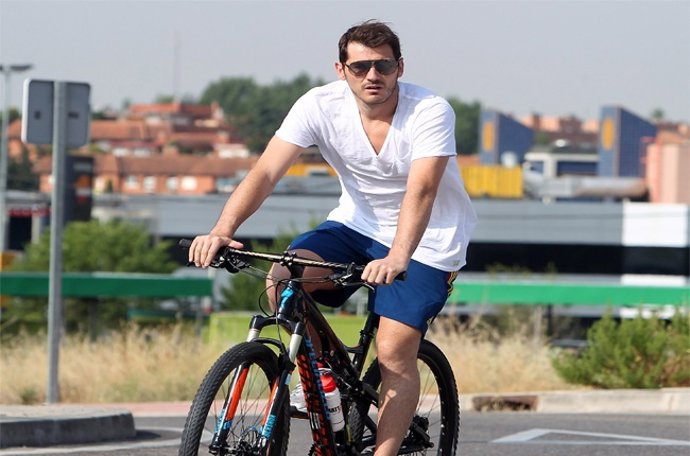 Iker Casillas entrenando para incorporarse pronto al Real Madrid