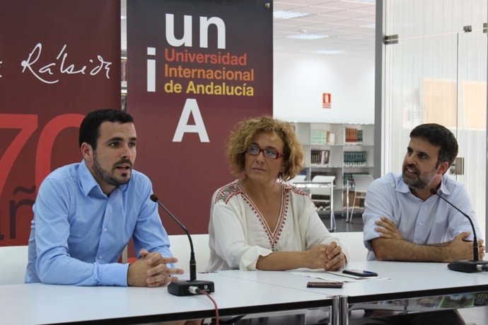 Garzón, Yolanda Pelayo (directora de UNIA), Sebastián Martín director del curso