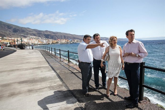 Visita de los consejeros y el alcalde