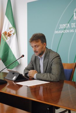 El delegado de la Junta de Andalucía en Huelva, José Fiscal.