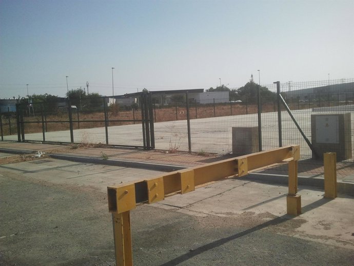 Los Puntos Limpios llevan cerrados desde su construcción en 2010.