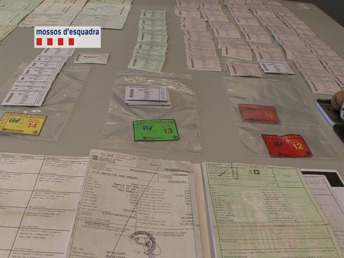 Documentación incautada en la operación de ITV falsificadas