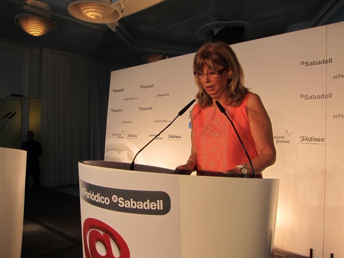 La consellera de Enseñanza, Irene Rigau, en el desayuno Primera Plana