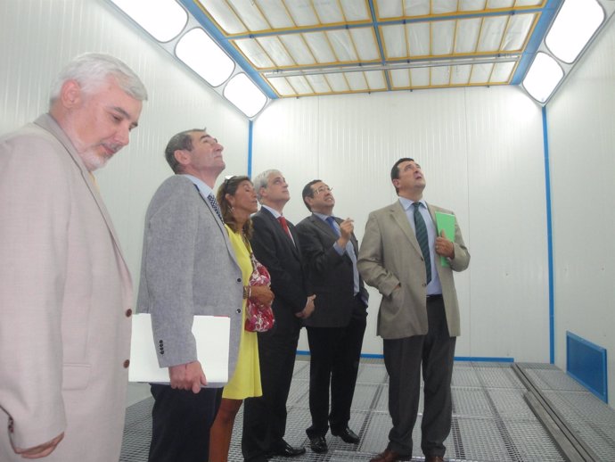 El conseller de Justicia Germà Gordó visita las instalaciones de ALTE