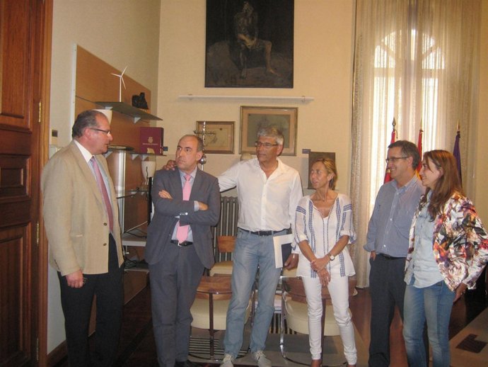 Reunión de Hernández con el alcalde de Guardo