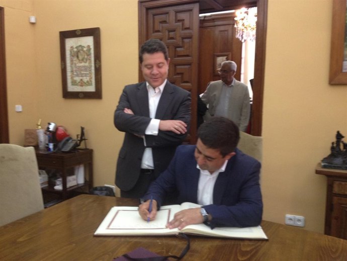 Emiliano García-Page y Francisco Reyes