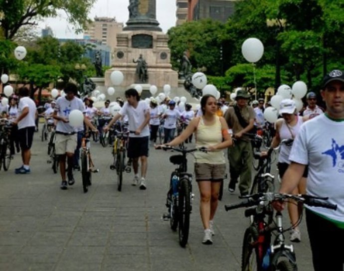Turistas en bici