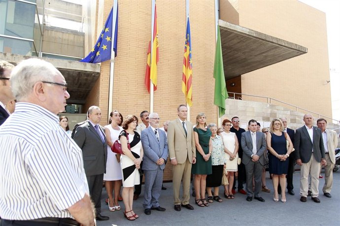 Minuto de silencio por accidente de tren en Galicia