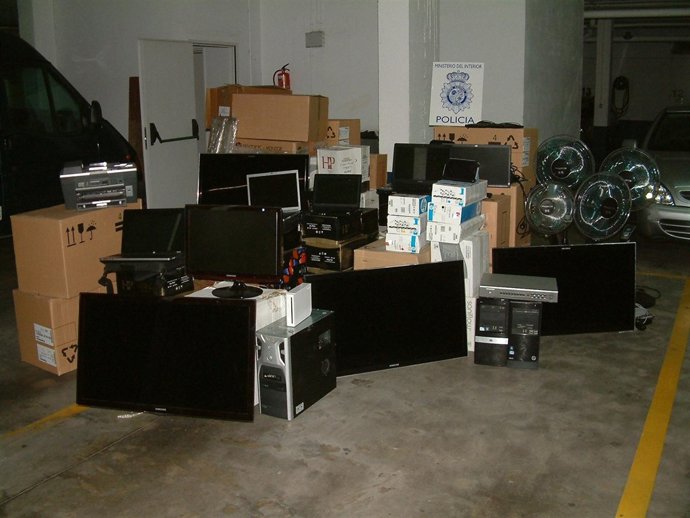 Desarticulada una organización que creaba sociedades con testaferros