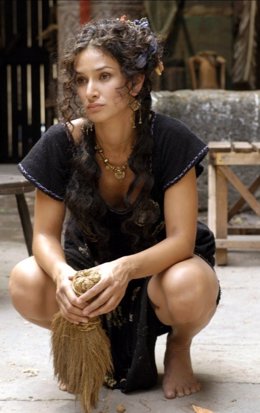 La actriz Indira Varma en Roma