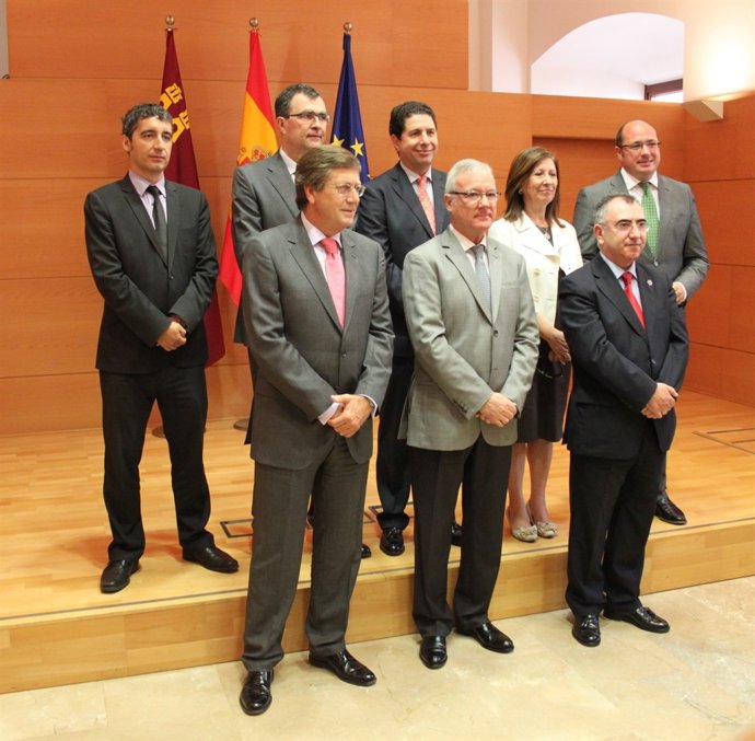 Nuevo Equipo de Gobierno tras toma posesión Sánchez y Ballesta