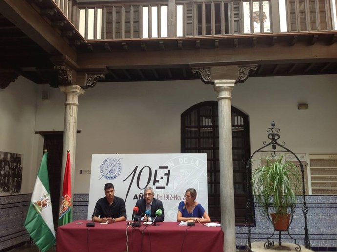 Rueda de prensa de Gaspar Llamazares