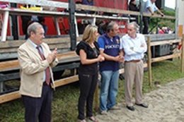 La consejera de Ganadería y el alcalde en el concurso