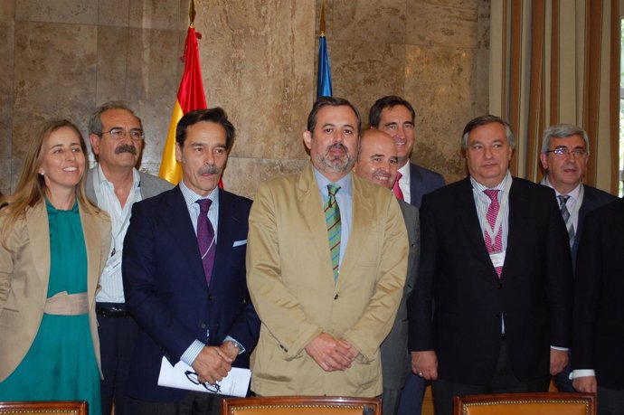 Federico Ramos y representantes del sector agrario