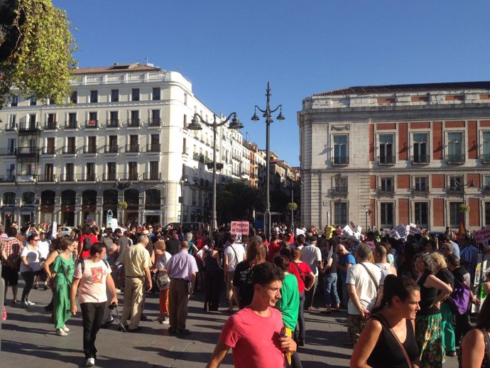Protesta en Sol para pedir la dimisión de Rajoy