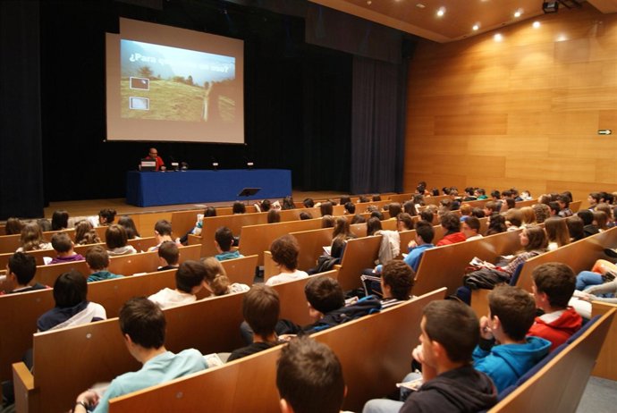 Unos 6.600 estudiantes participan en el programa educativo 'Un Día de Cine'.