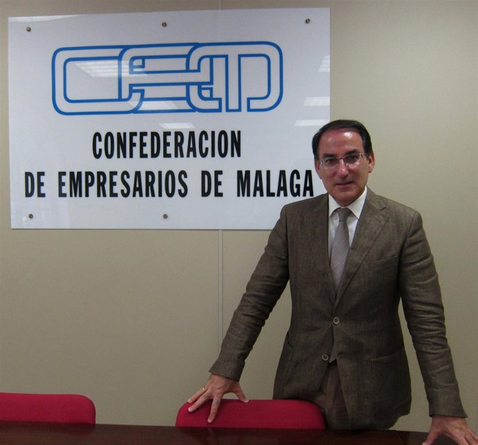 El presidente de la CEM, Javier González de Lara