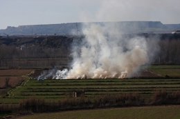 Quema agrícola, fuego, incendio, campos, cultivos