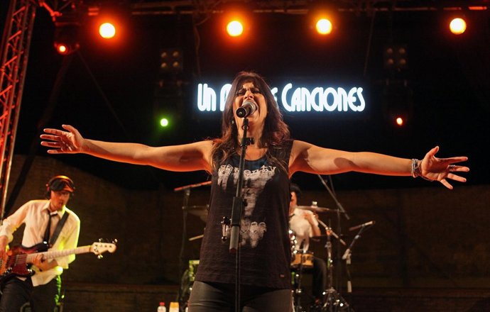La cantante Vanesa Martín en el festival Un Mar de Canciones