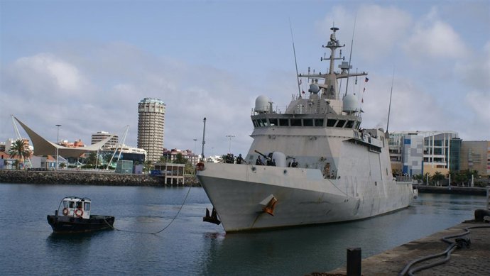 El buque de acción marítima 'Rayo' regresa a su base en Gran Canaria