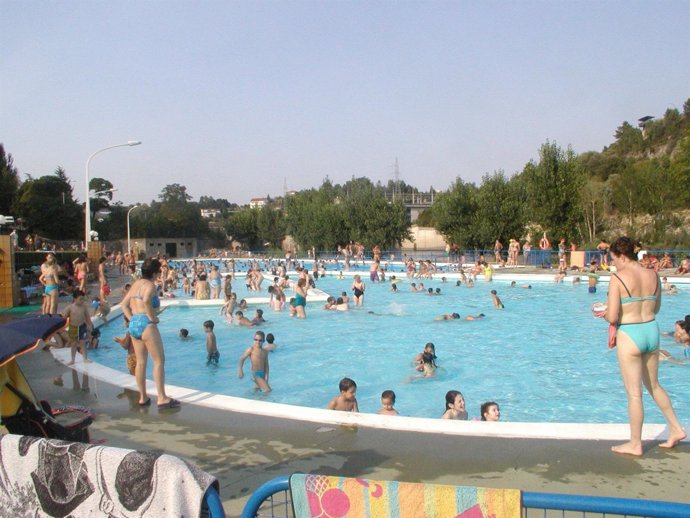 Piscina municipal de Ourense al completo