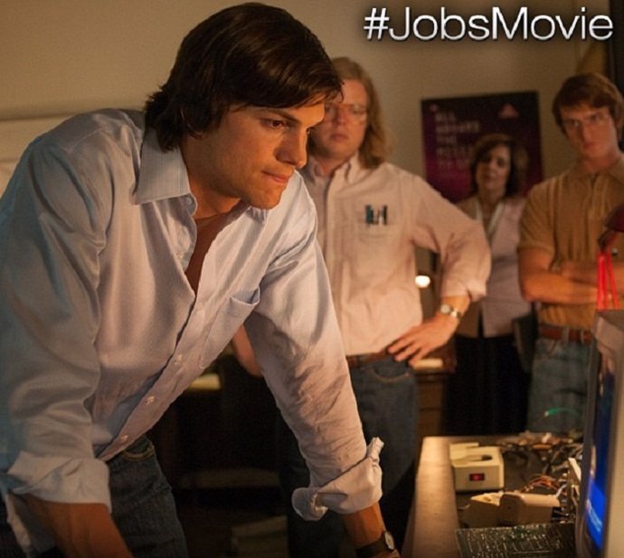 Jobs, fotograma con Ashton Kutcher